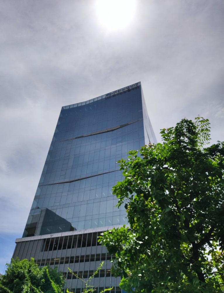 ให้เช่าสำนักงานอ่อนนุช อุดมสุข : ให้เช่า เซอร์วิส ออฟฟิศ Serviced Office พื้นที่สำนักงาน ตกแต่งสวย พร้อมเข้าอยู่ อาคาร สุขุมวิท ฮิลล์ ( Sukhumvit Hills Office Building ) 9 Workstations ราคาเช่า 71,990 บาท/เดือน ใกล้รถไฟฟ้า BTSบางจาก, BTSอ่อนนุช