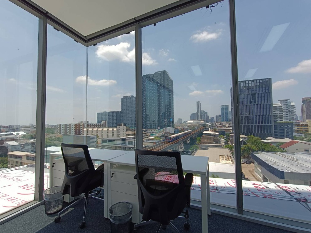 For RentOfficeOnnut, Udomsuk : For Rent Serviced Office Sukhumvit Hills Office Building Fully-Furnished Serviced Office 9 Workstations Rental Price 71,990 THB/month closed to BTS Bangchak, BTS Onnut, Bang Chak, On nut, Udom Suk, Sukhumvit, Bangna