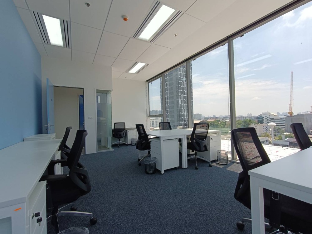 For RentOfficeOnnut, Udomsuk : For Rent Serviced Office Sukhumvit Hills Office Building Fully-Furnished Serviced Office 9 Workstations Rental Price 71,990 THB/month closed to BTS Bangchak, BTS Onnut, Bang Chak, On nut, Udom Suk, Sukhumvit, Bangna