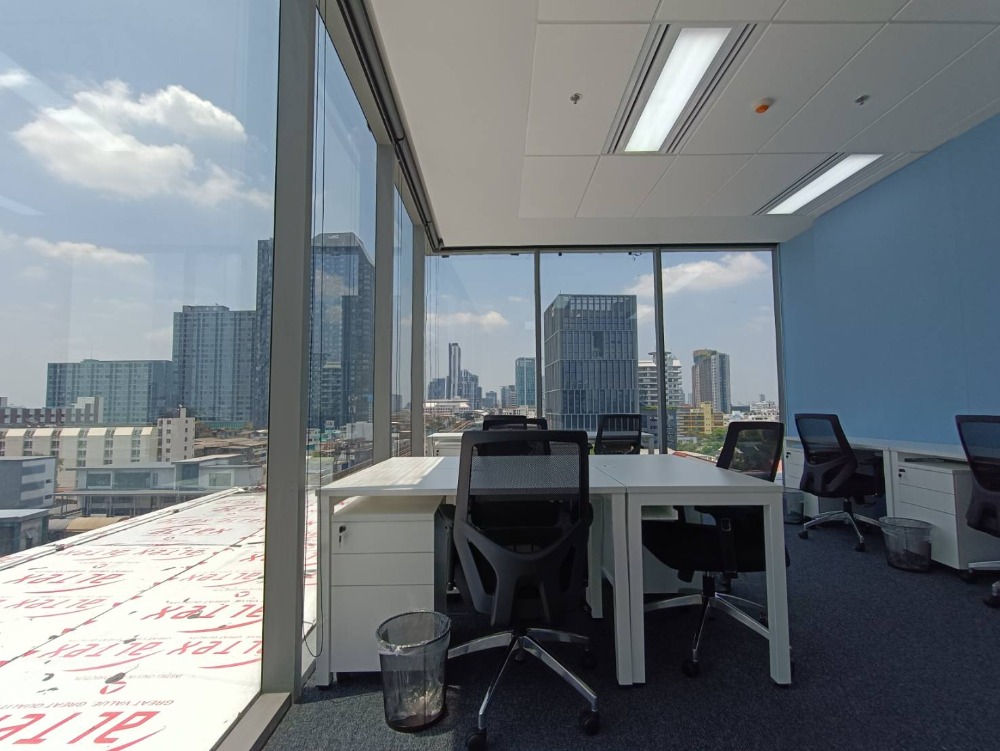 For RentOfficeOnnut, Udomsuk : For Rent Serviced Office Sukhumvit Hills Office Building Fully-Furnished Serviced Office 9 Workstations Rental Price 71,990 THB/month closed to BTS Bangchak, BTS Onnut, Bang Chak, On nut, Udom Suk, Sukhumvit, Bangna