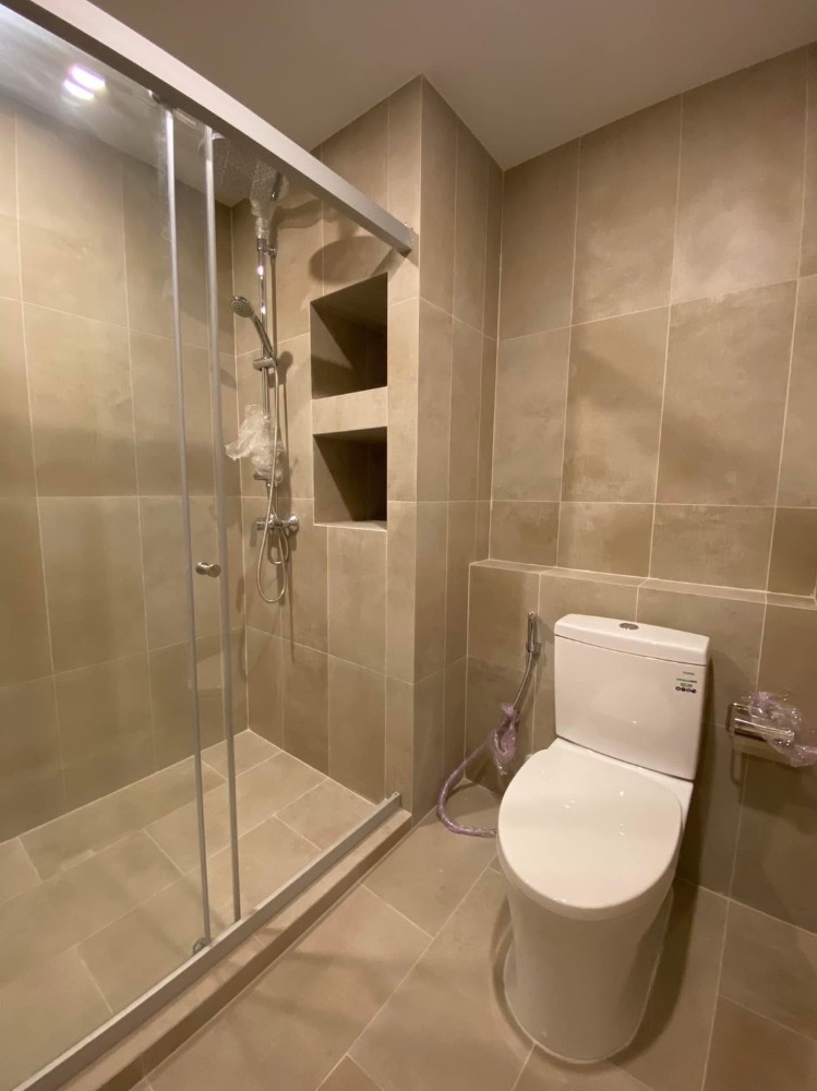 For RentCondoSathorn, Narathiwat : For rent 📣✨ The Shade Sathon 1📍 New room, fully furnished with electrical appliances Close to Sathorn business area, near BTS/MRT