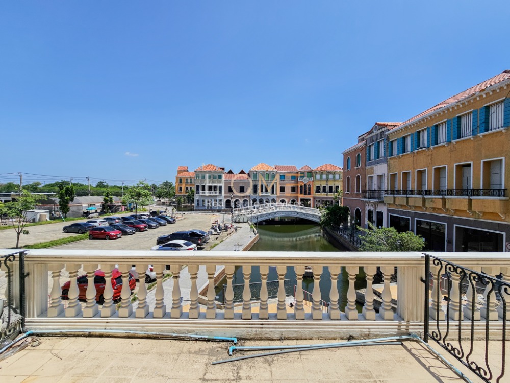 ขายอาคารพาณิชย์นวมินทร์ รามอินทรา : อาคารพาณิชย์ เวนิส ดิ ไอริส วัชรพล / 2 ห้องนอน (ขาย), Venice Di Iris Watcharapon / Commercial Building 2 Bedrooms (FOR SALE) TAN478