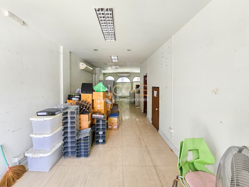 ขายอาคารพาณิชย์นวมินทร์ รามอินทรา : อาคารพาณิชย์ เวนิส ดิ ไอริส วัชรพล / 2 ห้องนอน (ขาย), Venice Di Iris Watcharapon / Commercial Building 2 Bedrooms (FOR SALE) TAN478