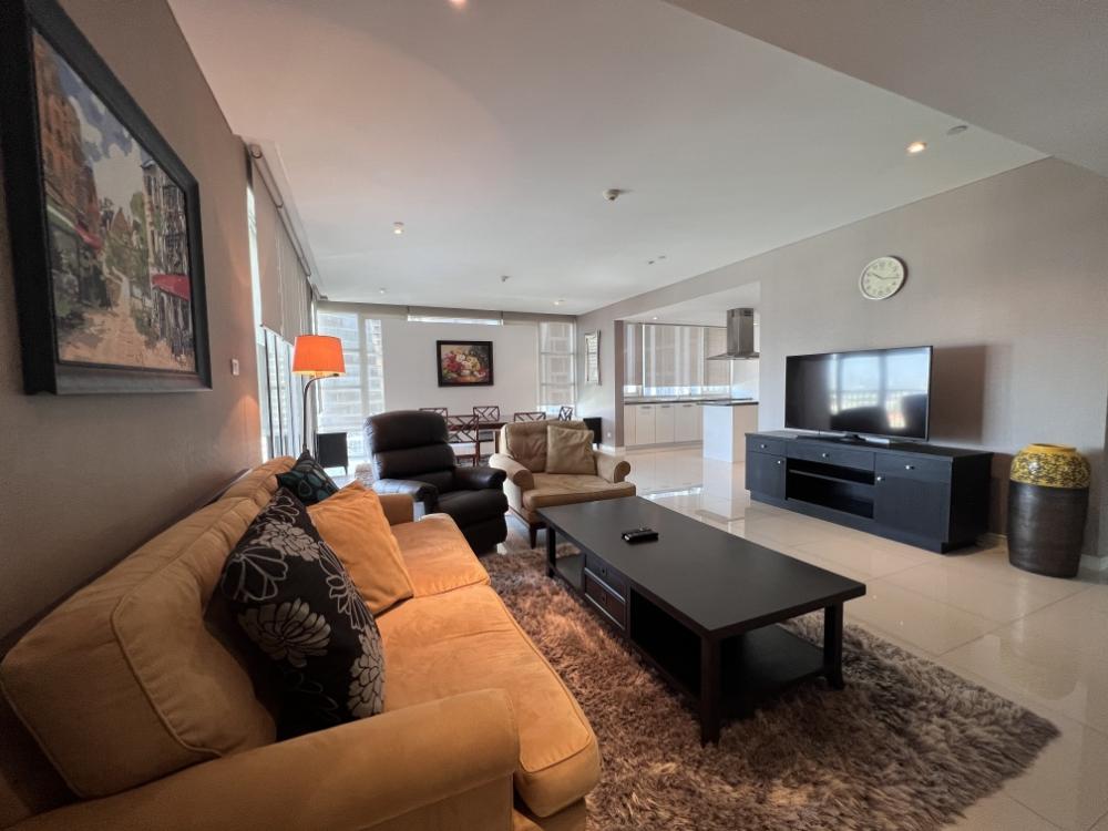 ให้เช่าคอนโดสุขุมวิท อโศก ทองหล่อ : Rent 3 bed Fullerton ☎️0929624691