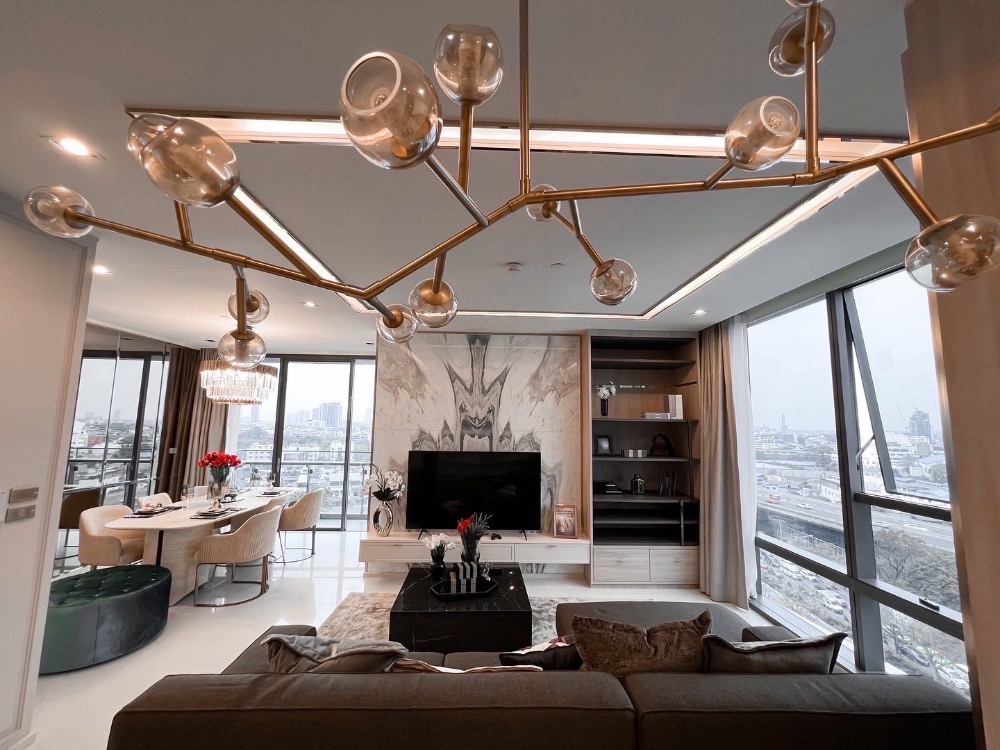 ขายคอนโดสาทร นราธิวาส : 🔥  Bangkok Sathorn , 2 ห้องนอน  ปรัปปรุง ตกแต่งใหม่ 