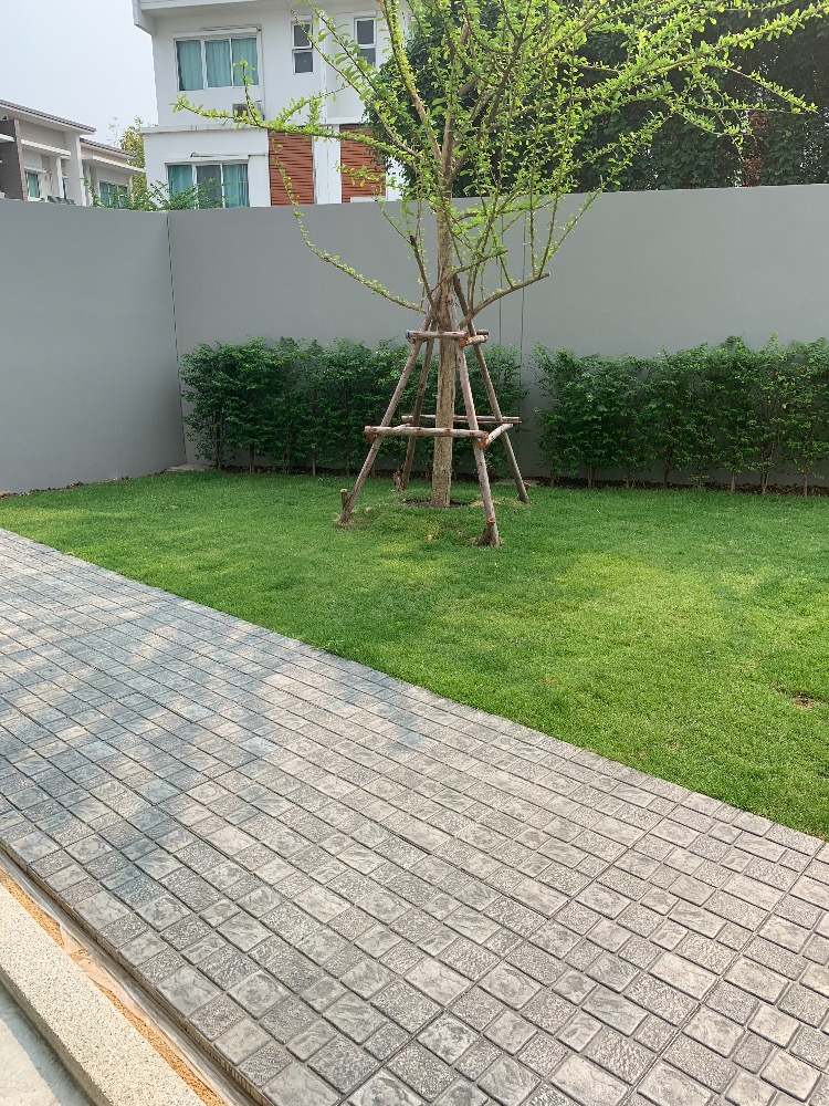 ขายบ้านเลียบทางด่วนรามอินทรา : For sale & rent Luxury House Private Nirvana Residence