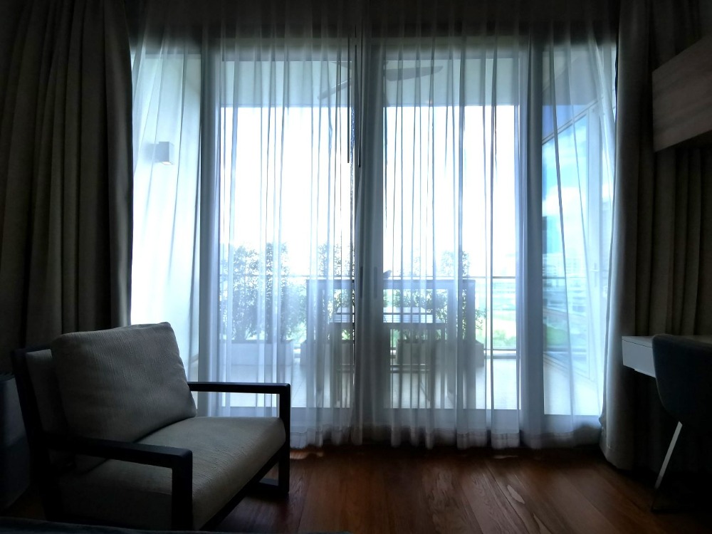 For SaleCondoWitthayu, Chidlom, Langsuan, Ploenchit : 185 Rajdamri: Freehold Luxe 2BR Unit with Sport Club Views, Now for Sale