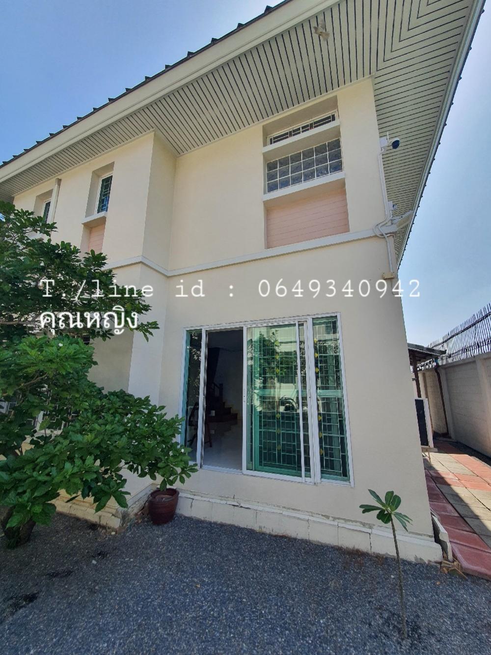 For RentHousePhutthamonthon, Salaya : 🎯 Vacant February 67, large single house for rent, resort style🏕️ on the road along Khlong Thawi Watthana, good community, quiet, shady, suitable for relaxation, only 150 meters from Boromratchonnanee Road.