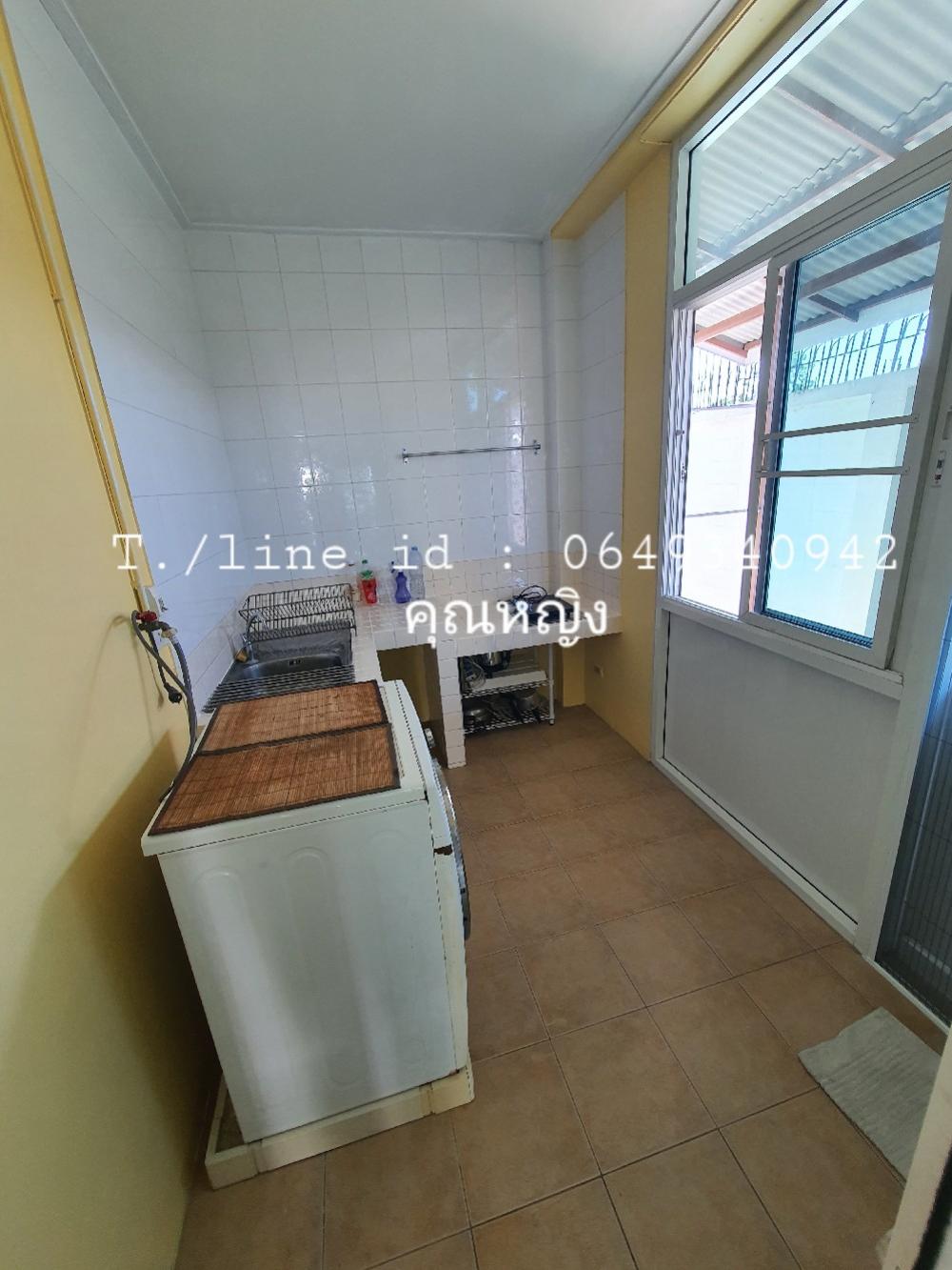 For RentHousePhutthamonthon, Salaya : 🎯 Vacant February 67, large single house for rent, resort style🏕️ on the road along Khlong Thawi Watthana, good community, quiet, shady, suitable for relaxation, only 150 meters from Boromratchonnanee Road.