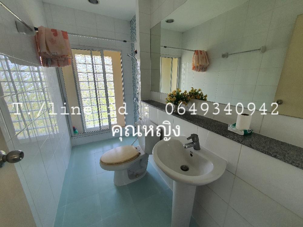 For RentHousePhutthamonthon, Salaya : 🎯 Vacant February 67, large single house for rent, resort style🏕️ on the road along Khlong Thawi Watthana, good community, quiet, shady, suitable for relaxation, only 150 meters from Boromratchonnanee Road.