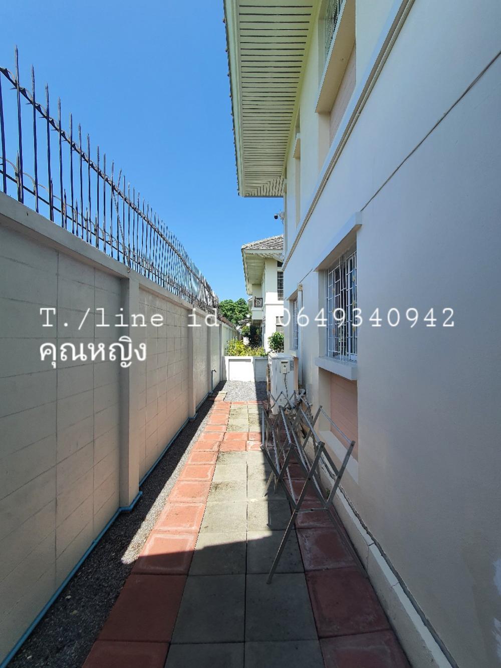For RentHousePhutthamonthon, Salaya : 🎯 Vacant February 67, large single house for rent, resort style🏕️ on the road along Khlong Thawi Watthana, good community, quiet, shady, suitable for relaxation, only 150 meters from Boromratchonnanee Road.