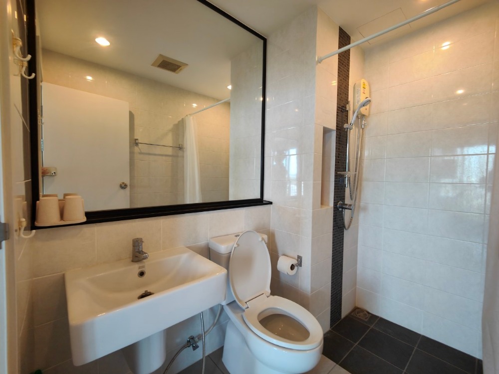 ขายคอนโดปิ่นเกล้า จรัญสนิทวงศ์ : [HOT PRICE] The Tree Rio ติดสถานี MRT บางอ้อ 0 เมตร สภาพห้องใหม่เอี่ยมเหมือนซื้อจากโครงการ