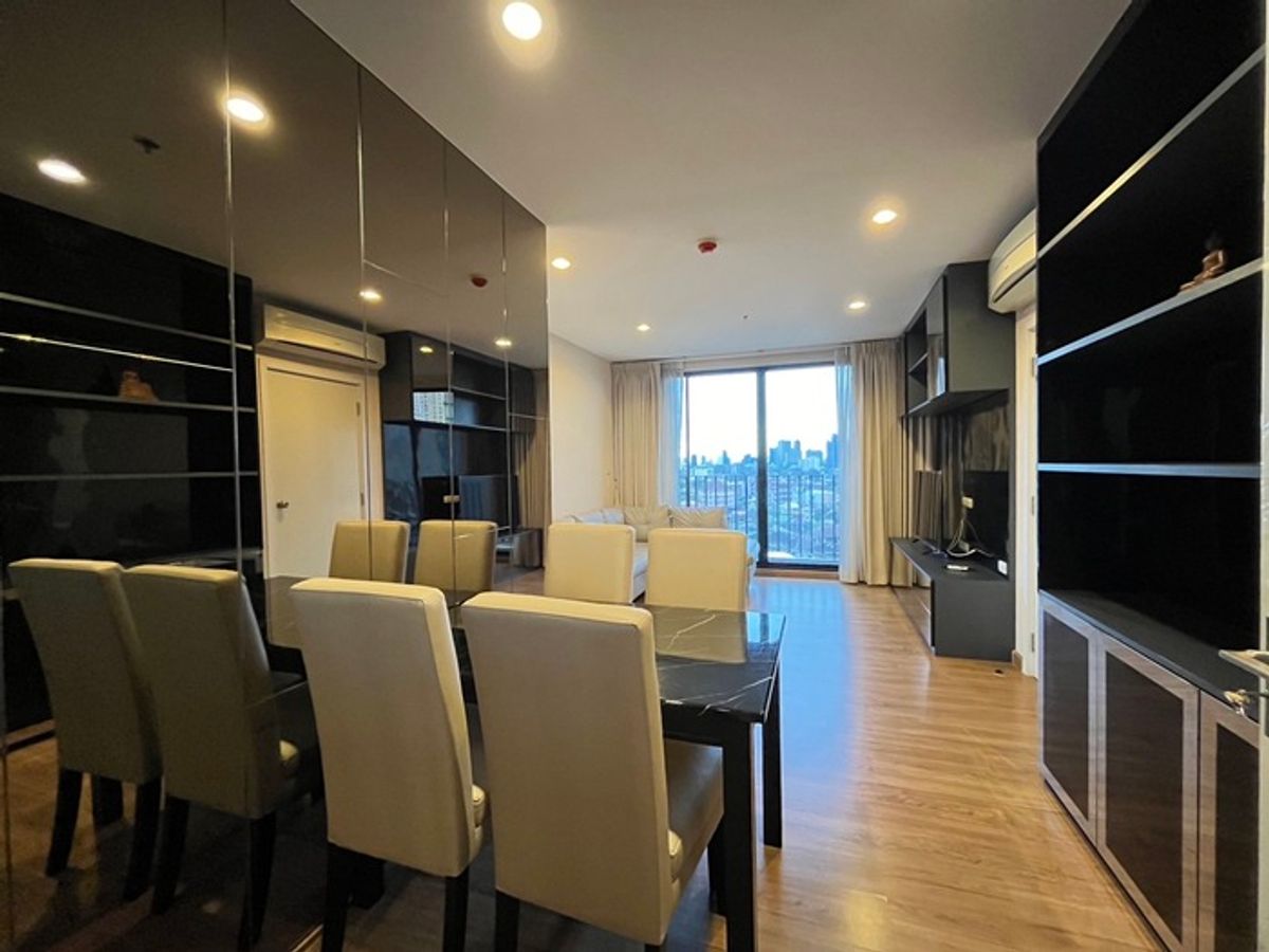 ขายคอนโดบางซื่อ วงศ์สว่าง เตาปูน : ขายห้องสวย พร้อมเฟอร์นิเจอร์  Condo The Tree Interchange /2 ห้องนอน ขนาด 58 ตรม ราคาเพียง 4.99 ล้านบาท