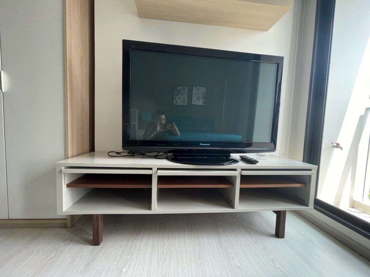 For RentCondoRama9, Petchburi, RCA : RHYTHM Asoke : Studio type, 25th floor. Full Furniture and electrical appliances. East Wing, Good View Rama 9 Intersection. Close MRT Rama 9, Fortune Town, Airport Link Makkasan, Walking distance to Jodd's Fair Night Market.