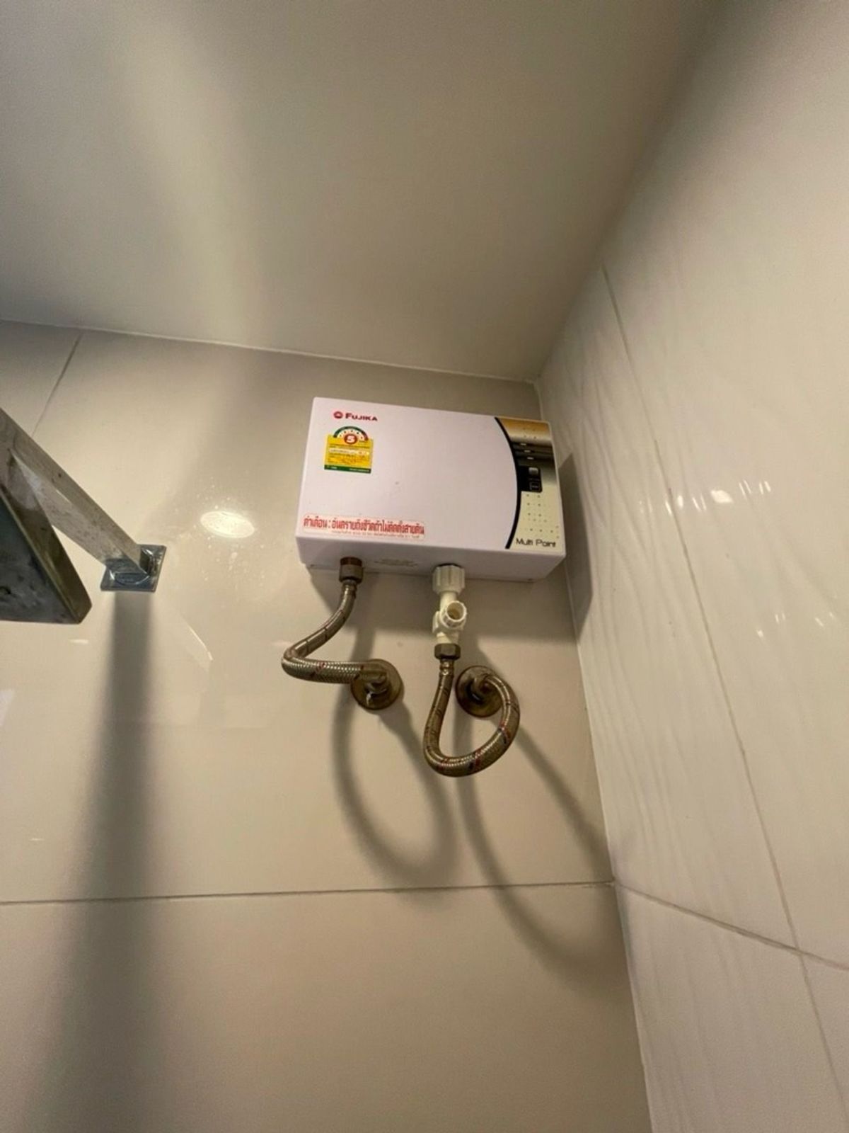 For RentCondoRama9, Petchburi, RCA : RHYTHM Asoke : Studio type, 25th floor. Full Furniture and electrical appliances. East Wing, Good View Rama 9 Intersection. Close MRT Rama 9, Fortune Town, Airport Link Makkasan, Walking distance to Jodd's Fair Night Market.