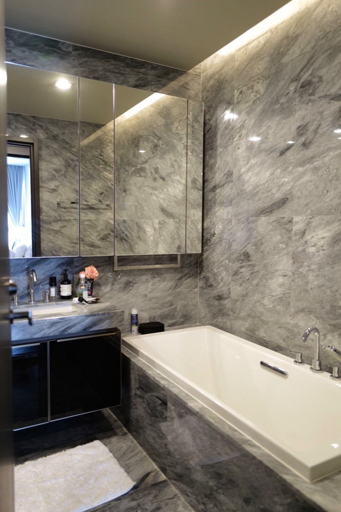 ขายคอนโดอารีย์ อนุสาวรีย์ : 🔥 ขายพร้อมผู้เช่า ถึง เมษายน 2570
Monument Sanampao , 2 ห้องนอน ใกล้ BTS สนามเป้า