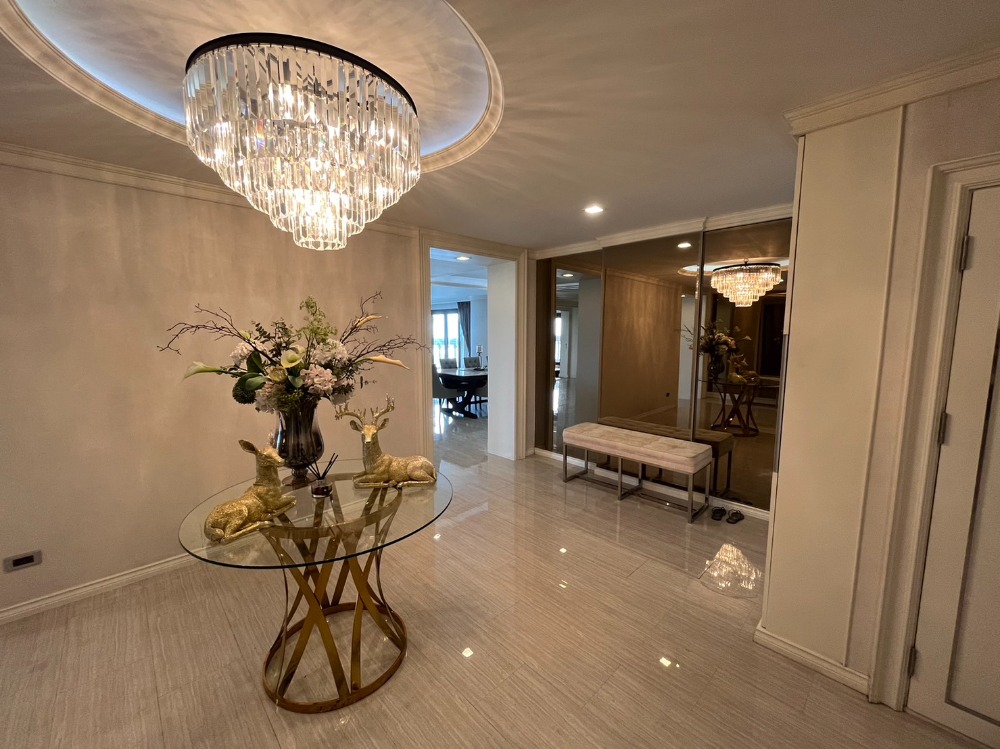 For SaleCondoSathorn, Narathiwat : 🔥 Urgent sale State Tower (Lebua), 3 bedrooms, near BTS Saphan Taksin