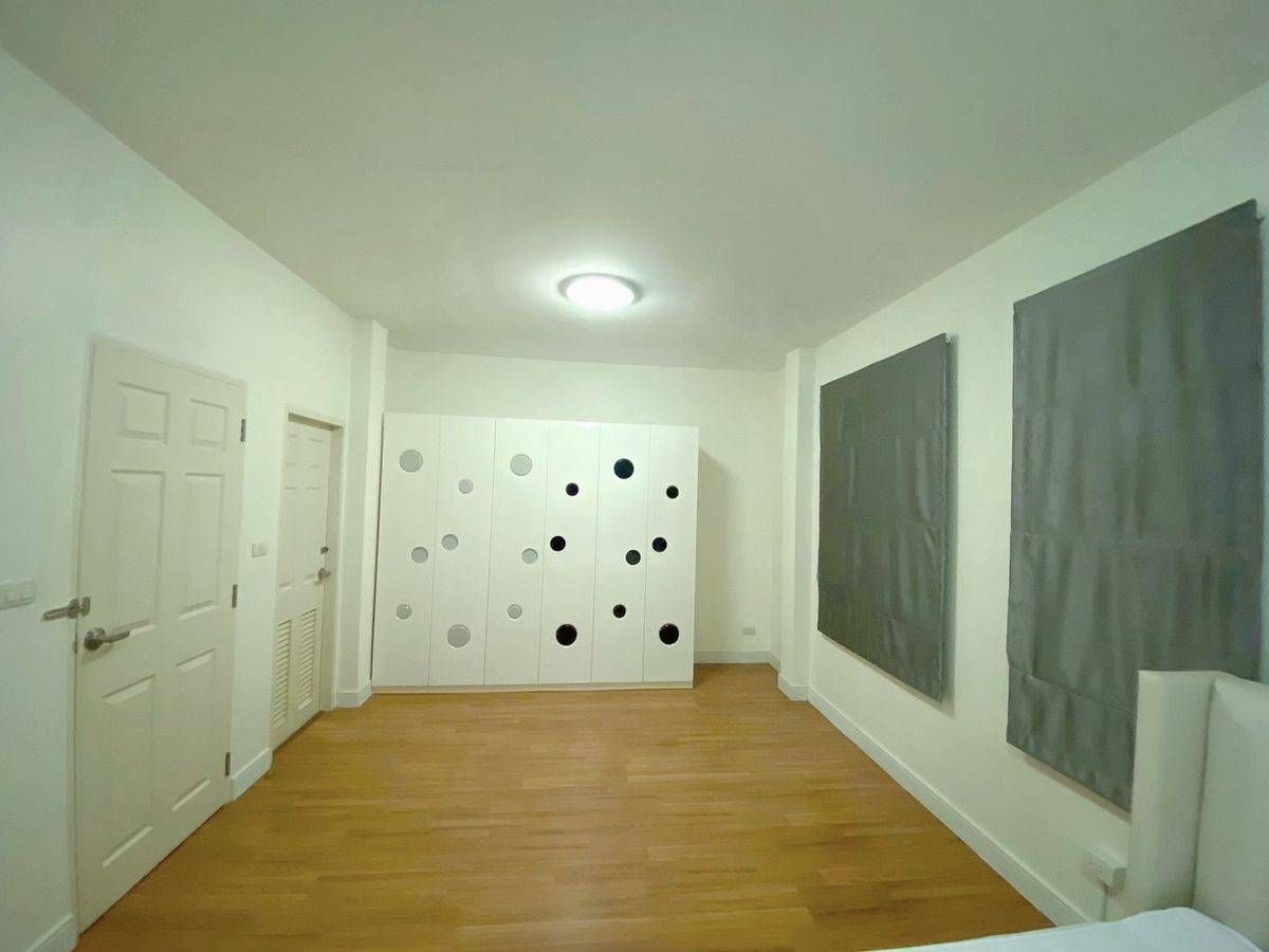 ให้เช่าบ้านนวมินทร์ รามอินทรา : ให้เช่าบ้านเดี่ยว สราญสิริ รามอินทรา 2 ใกล้ บิ๊กซี เลียบคลองสอง เพียง 6 นาที