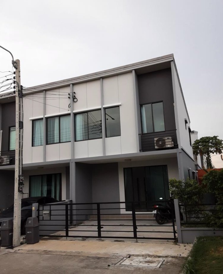 ขายทาวน์โฮมนนทบุรี บางใหญ่ บางบัวทอง : ทาวน์เฮ้าส์ พลีโน่ เวสต์เกต บางบัวทอง, นนทบุรี  25 ตร.ว. 3 นอน 2 น้ำ หลังมุม