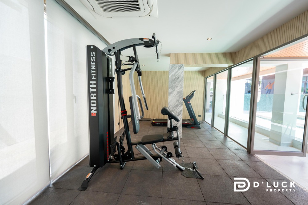 ขายพัทยา บางแสน ชลบุรี สัตหีบ : ขายบ้านหรูพูลวิลล่าในเมืองพัทยา 6 ห้องนอน พร้อมอยู่