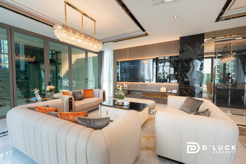 ขายพัทยา บางแสน ชลบุรี สัตหีบ : ขายบ้านหรูพูลวิลล่าในเมืองพัทยา 6 ห้องนอน พร้อมอยู่