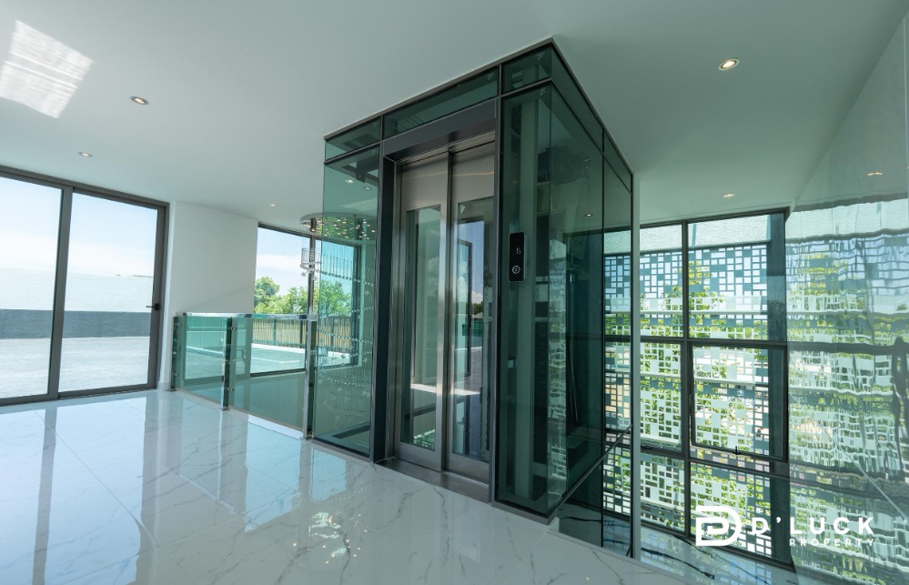 ขายพัทยา บางแสน ชลบุรี สัตหีบ : ขายบ้านหรูพูลวิลล่าในเมืองพัทยา 6 ห้องนอน พร้อมอยู่