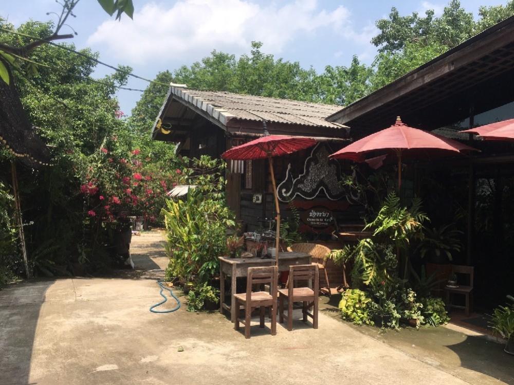 For SaleLandChiang Mai : For Sell‼️The land with houses and cafes next to the Ping River.