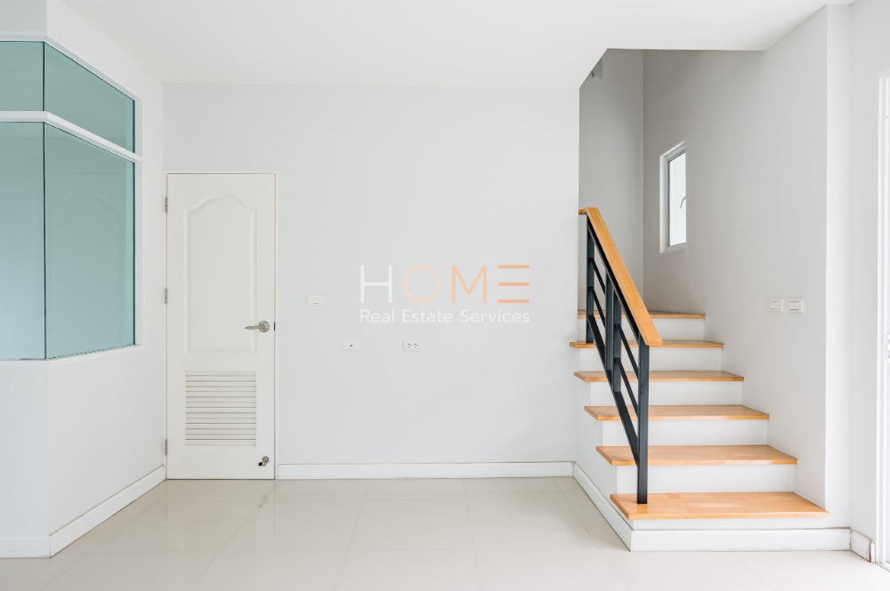 For SaleTownhomeNonthaburi, Bang Yai, Bangbuathong : Townhome Nash Residence Rattanathibet - Ratchaphruek / 3 Bedrooms (FOR SALE) AOM005