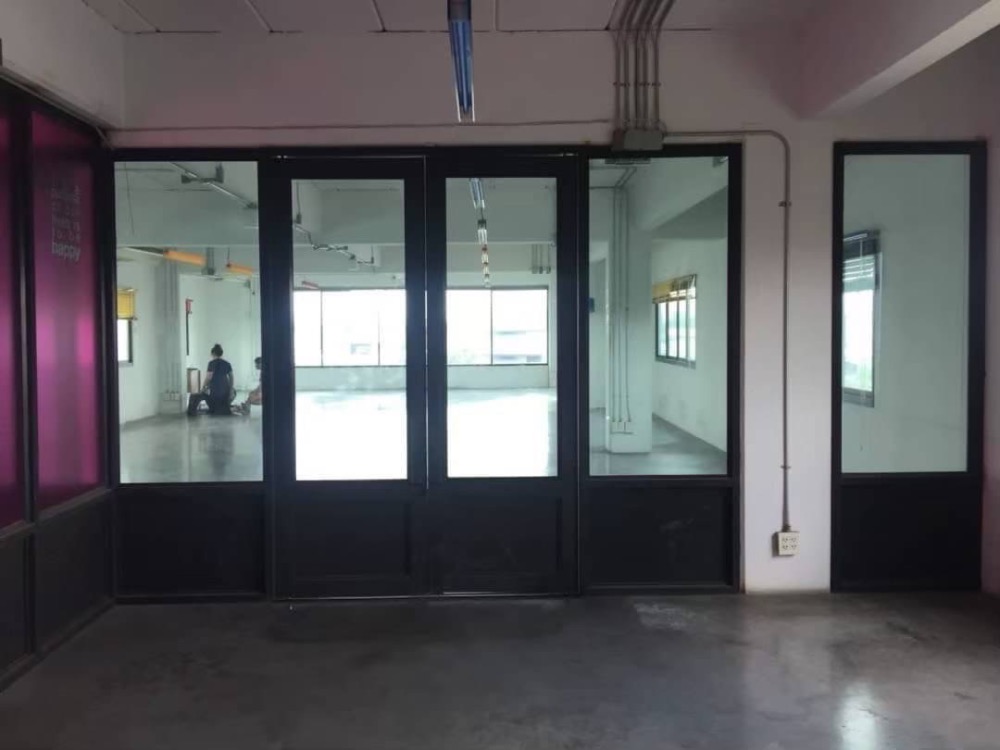 For SaleHome OfficeChokchai 4, Ladprao 71, Ladprao 48, : 📢👇For  sale with tenant til 15 December 2026, easily access to many routes, near express way