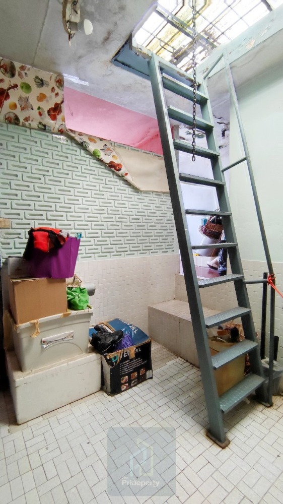 ขายอาคารพาณิชย์รัชดา ห้วยขวาง : ขาย อาคารพาณิชย์ 3 ชั้น 16 ตร.วา ประชาราษฎร์บำเพ็ญ 12 ทำเลค้าขาย ห่าง MRT ห้วยขวาง เพียง 500 เมตร