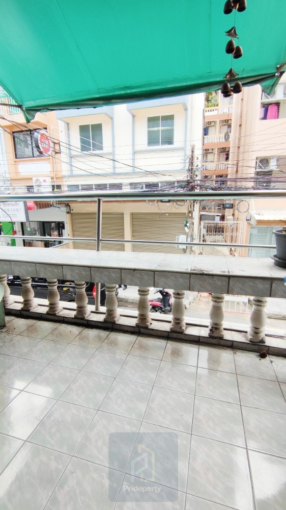 ขายอาคารพาณิชย์รัชดา ห้วยขวาง : ขาย อาคารพาณิชย์ 3 ชั้น 16 ตร.วา ประชาราษฎร์บำเพ็ญ 12 ทำเลค้าขาย ห่าง MRT ห้วยขวาง เพียง 500 เมตร