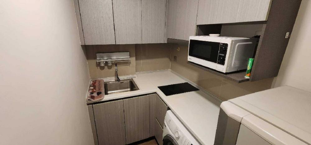 For SaleCondoLadprao, Central Ladprao : Cheaper with wider space At Moz Ladprao15Corner Room with wider Space!!