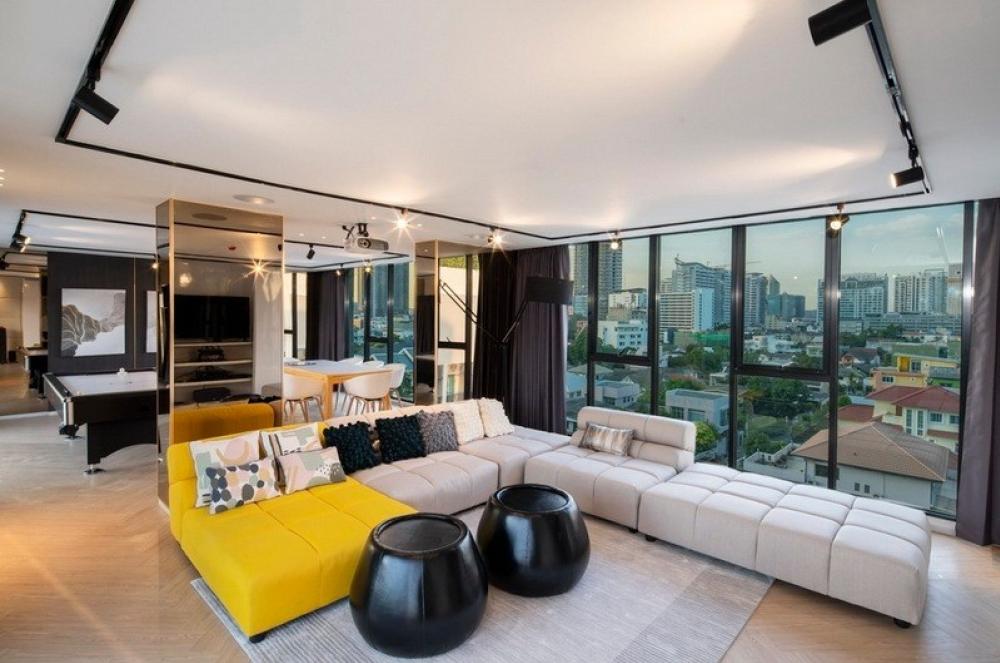 For SaleCondoLadprao, Central Ladprao : Cheaper with wider space At Moz Ladprao15Corner Room with wider Space!!