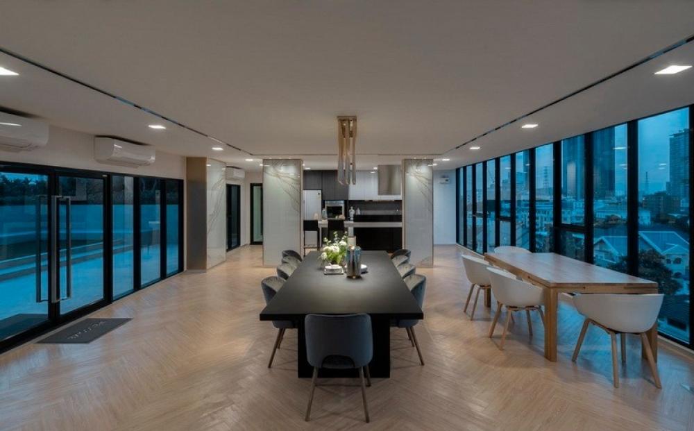 For SaleCondoLadprao, Central Ladprao : Cheaper with wider space At Moz Ladprao15Corner Room with wider Space!!