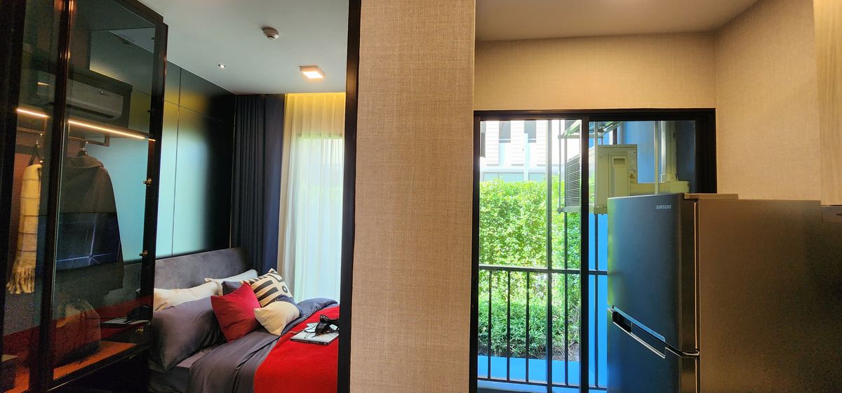 ขายดาวน์คอนโดนนทบุรี บางใหญ่ บางบัวทอง : ขายเท่าทุน เจ้าของขายเอง  ชั้น 8  ชั้นเดียวกับสระว่ายน้ำ และชั้น 6 ห้องตำแหน่งเทพสุดของโครงการ วิวสวน โล่งๆ ระเบียงทิศเหนือ หัวนอนตะวันออก