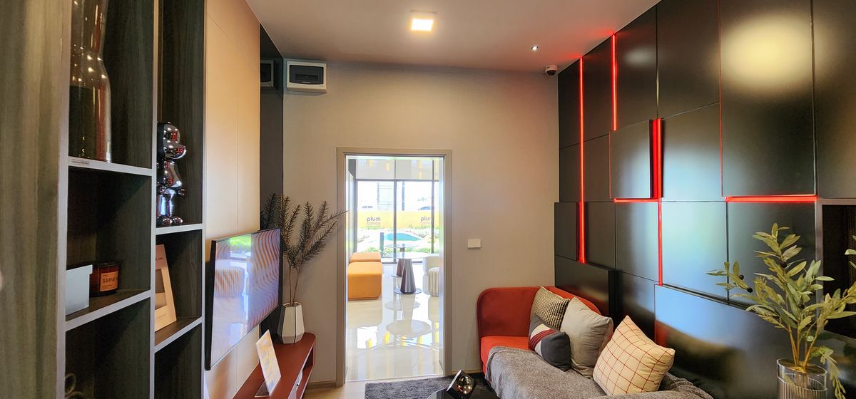 ขายดาวน์คอนโดนนทบุรี บางใหญ่ บางบัวทอง : ขายเท่าทุน เจ้าของขายเอง  ชั้น 8  ชั้นเดียวกับสระว่ายน้ำ และชั้น 6 ห้องตำแหน่งเทพสุดของโครงการ วิวสวน โล่งๆ ระเบียงทิศเหนือ หัวนอนตะวันออก