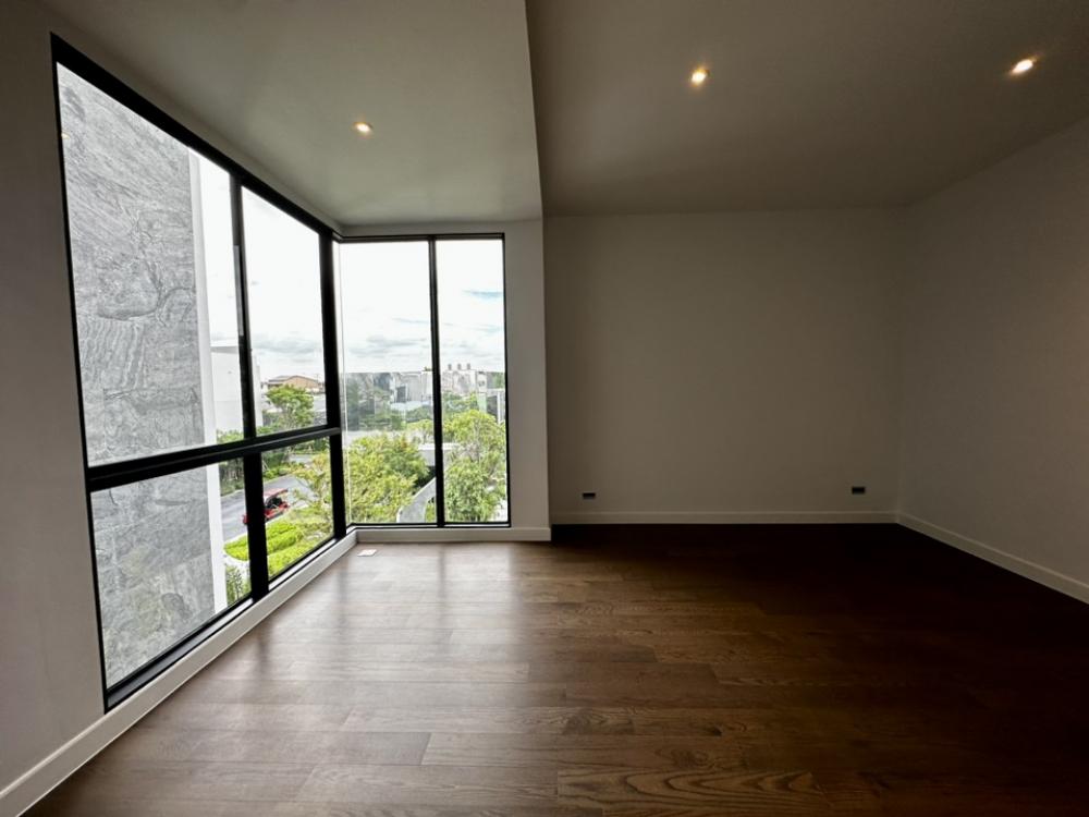 ขายบ้านพัฒนาการ ศรีนครินทร์ : 𝗕𝘂𝗴𝗮𝗮𝗻 กรุงเทพกรีฑา รีบคว้าด่วน!! หลังใหญ่สุด หลุดจองมีหลังเดียวเท่านั้น!!! 📱𝟎𝟗𝟐-𝟖𝟎𝟖𝟖𝟖𝟗𝟗