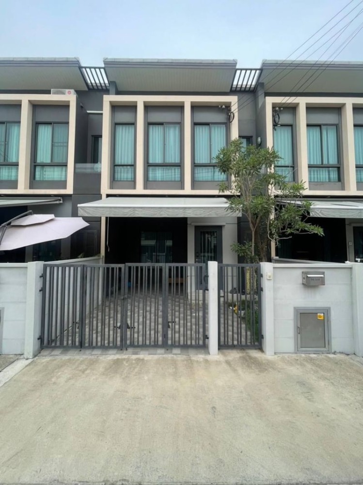 For SaleTownhomeSamut Prakan,Samrong : 2 storey townhouse for sale, Pleno Village, Sukhumvit - Bangna