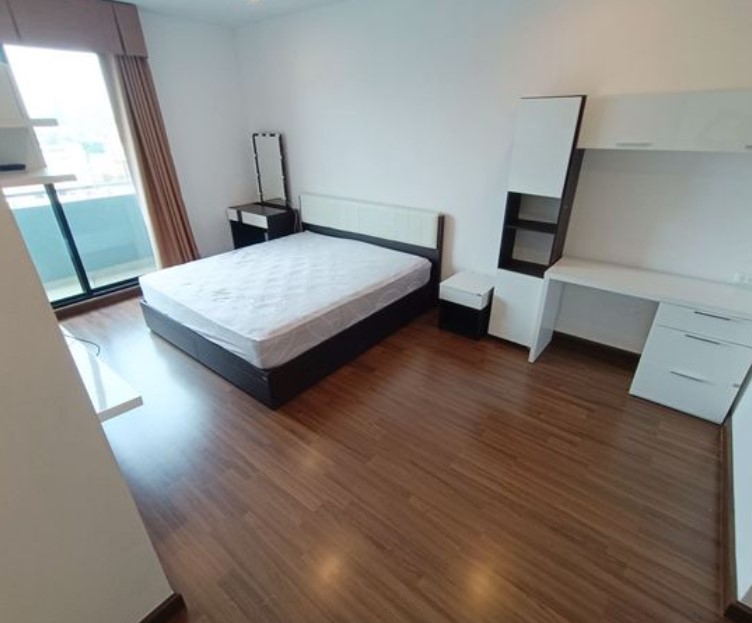 For RentCondoRatchathewi,Phayathai : Supalai Premier Ratchataewee 60 sq.m. Sell & Rent please add LlNE lD @806qphgn o8415o5483