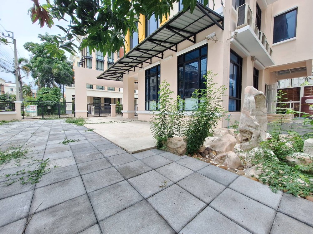 ขายโฮมออฟฟิศบางนา แบริ่ง ลาซาล : **ขายตึกเดี่ยว / Home Office 4 ชั้น**   โครงการบ้านกลางกรุง ออฟฟิศ พาร์ค บางนา-ตราด กม.2 (ขาเข้า)