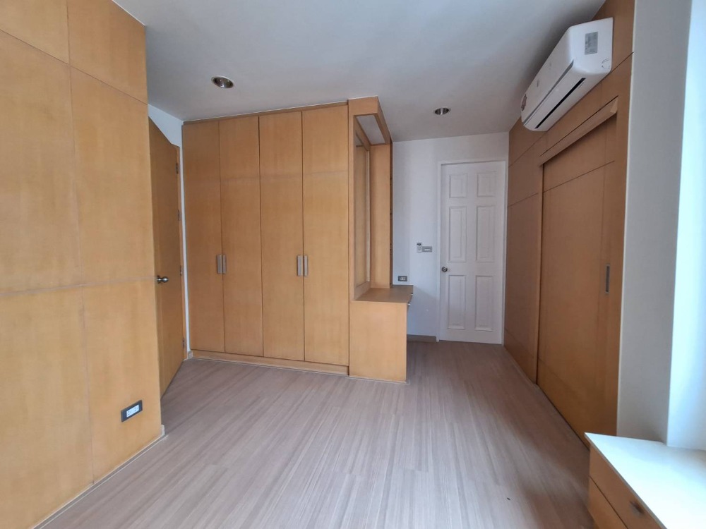 ขายโฮมออฟฟิศบางนา แบริ่ง ลาซาล : **ขายตึกเดี่ยว / Home Office 4 ชั้น**   โครงการบ้านกลางกรุง ออฟฟิศ พาร์ค บางนา-ตราด กม.2 (ขาเข้า)