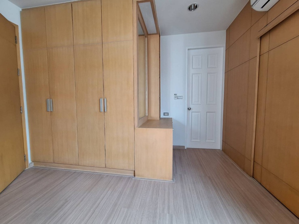 ขายโฮมออฟฟิศบางนา แบริ่ง ลาซาล : **ขายตึกเดี่ยว / Home Office 4 ชั้น**   โครงการบ้านกลางกรุง ออฟฟิศ พาร์ค บางนา-ตราด กม.2 (ขาเข้า)