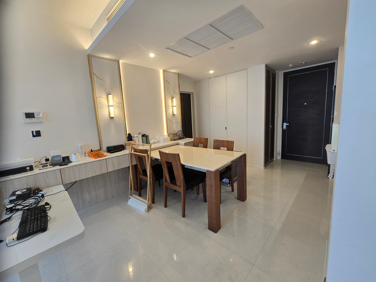 For SaleCondoSathorn, Narathiwat : Luxury condo for sale in the heart of Sathorn, The Bangkok Sathorn, 38th floor, private lift, good view