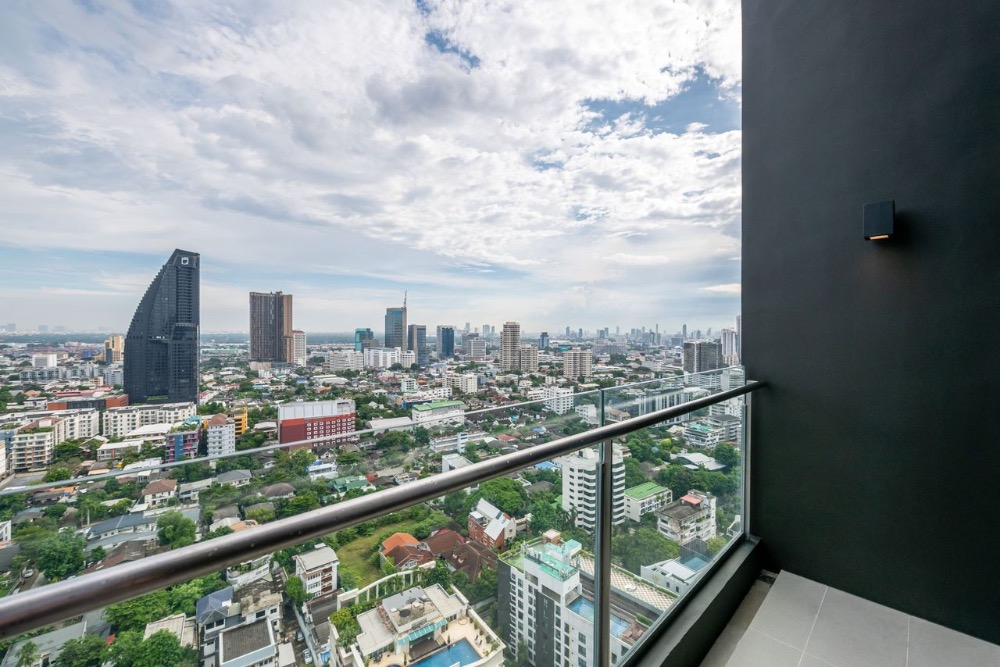 For SaleCondoSukhumvit, Asoke, Thonglor : Duplex Condo for Rent or Sale at BEATNIQ Thonglor Near BTS with Strong Investment Value