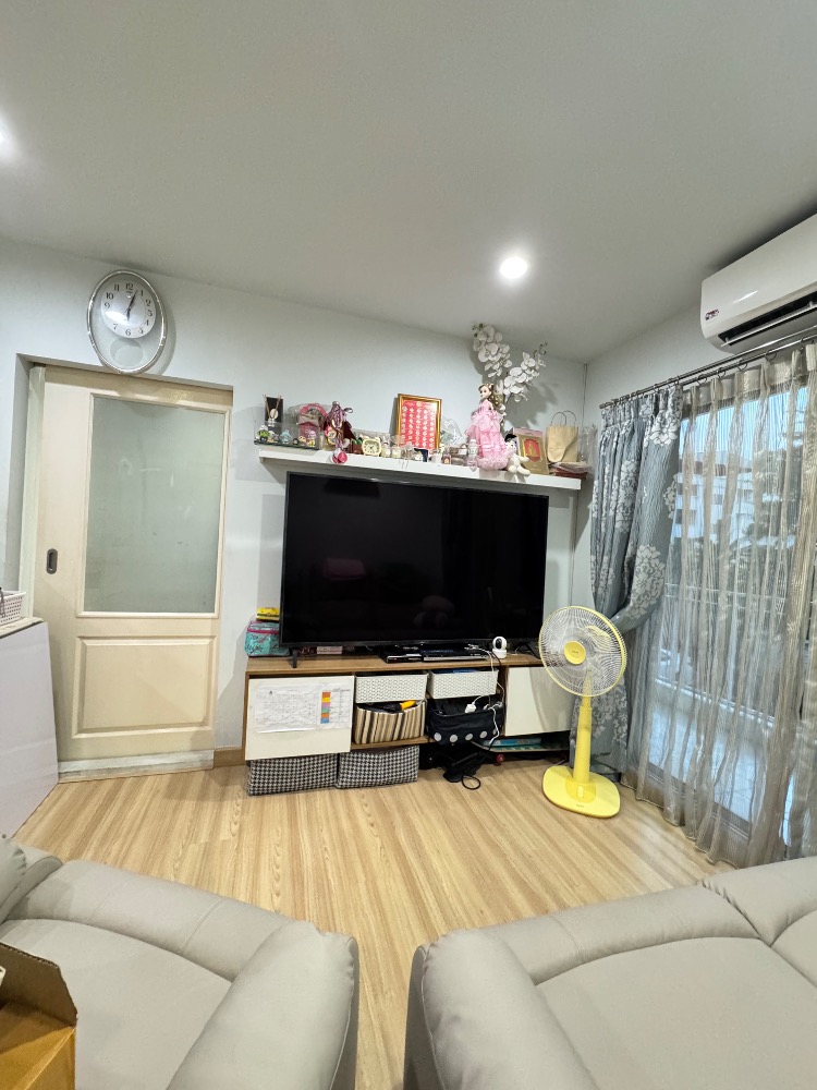 ขายคอนโดลาดพร้าว101 แฮปปี้แลนด์ : ขายด่วน!!! คอนโดเดอะนิชซิตี้ ลาดพร้าว 130 (2 นอน 2 น้ำ)