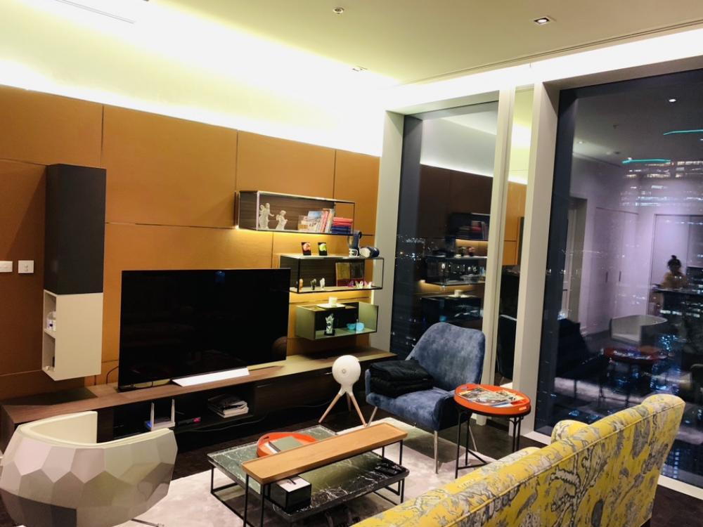 ให้เช่าคอนโดสาทร นราธิวาส : For Rent 🧲🎉🎉Condo : The Ritz-Carlton Residences, Bangkok Location : Near BTS St. LouisFloor : 43 Size : 126 SQMType : 2Bedroom 3BathroomRent Price : 180,000Baht/monthTel. 0825877125 (คุณซัน)👉 line.me/ti/p/eklLUohzVL