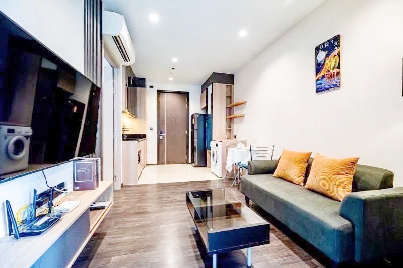 ขายคอนโดพระราม 9 เพชรบุรีตัดใหม่ RCA : ขาย The Line อโศก-รัชดา 1 ห้องนอน 34 ตรม. ชั้น 7 ห้องสวย ตกแต่งครบ พร้อมอยู่