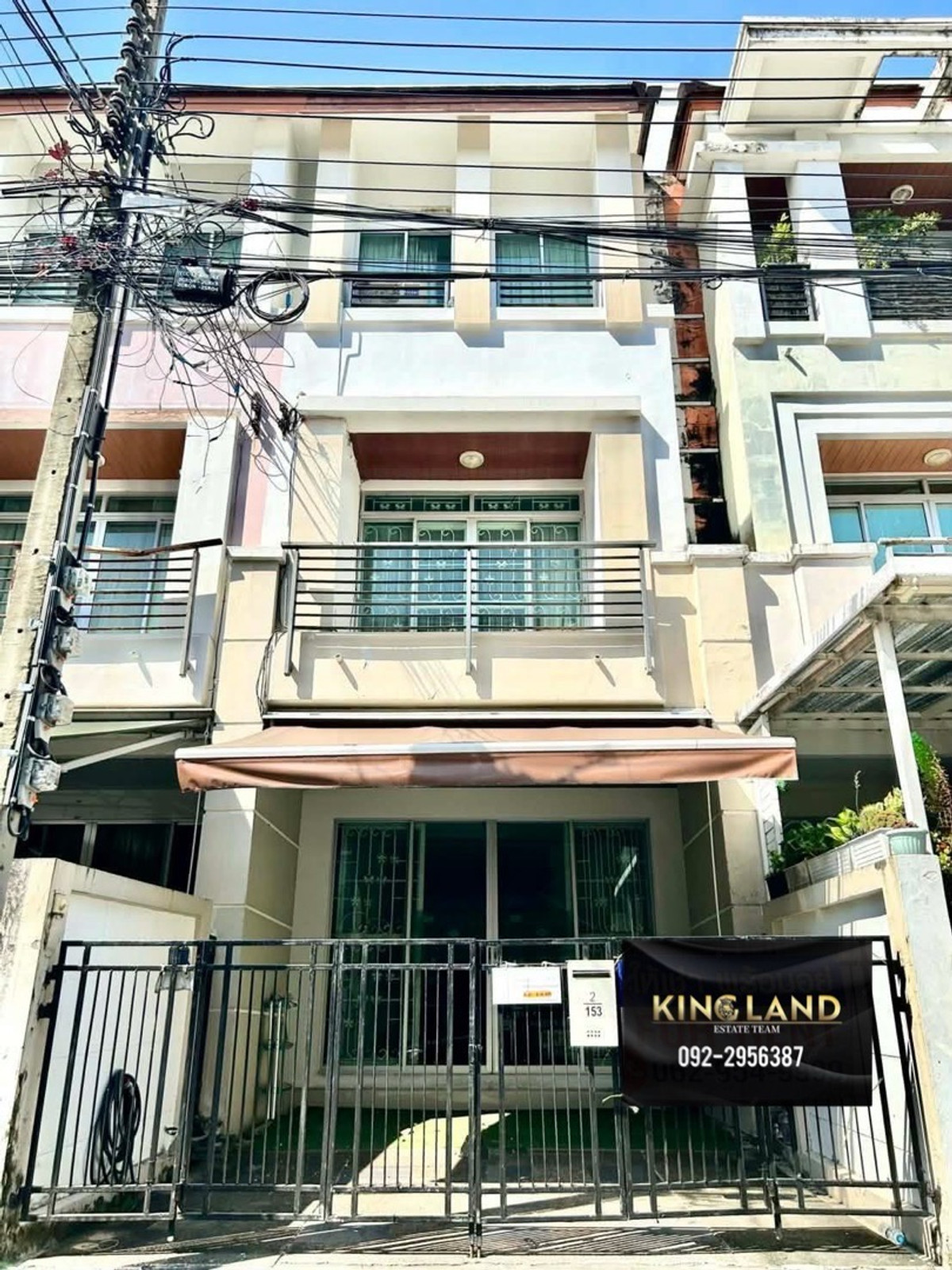 ให้เช่าทาวน์โฮมรามคำแหง หัวหมาก : #ให้เช่าทาวน์โฮม3ชั้นบ้านกลางเมือง เดอะปารีส พระราม 9 – รามคำแหง  มี : 3ห้องนอน 2ที่จอดรถ เฟอร์นิเจอร์บิ้วอินทุกชั้นสวย  ซอย กรุงเทพกรีฑา/รามคำแหง60 เช่า 18,000/เดือน