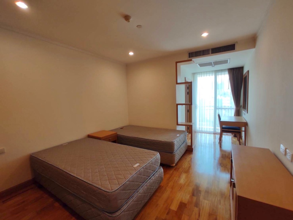 For RentCondoSukhumvit, Asoke, Thonglor : For rent 3 bedrooms, petfriendly in town near BTS Phromphong