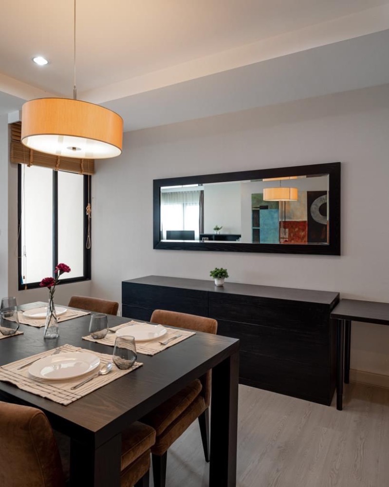 For RentCondoSathorn, Narathiwat : Condo for rent ✨ Sathorn Garden (Sathorn Gardens)✨ in the heart of the city, Sathorn area Very good central area, beautiful room, city view, fully furnished, ready to move in 🚆 near BTS Sala Daeng